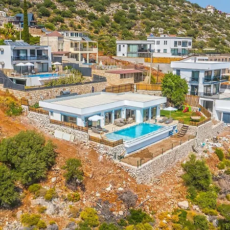 Nevra Villa *